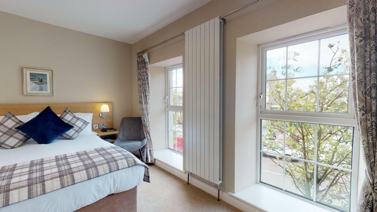 Foyle Hotel Мовилл Экстерьер фото