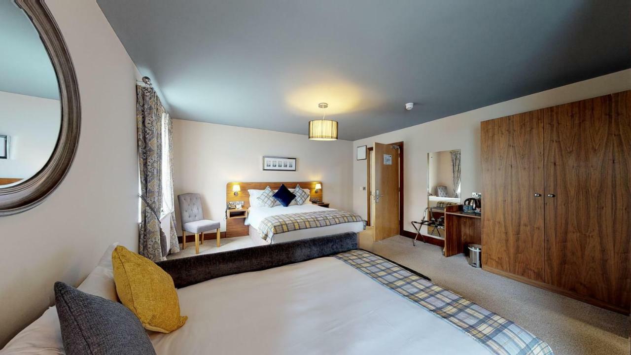 Foyle Hotel Мовилл Экстерьер фото